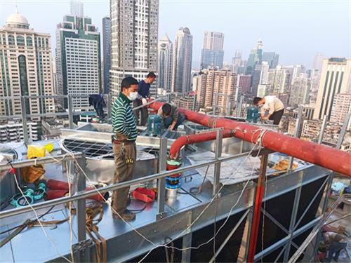 淺析工業冷卻塔產生噪音的原因(隔音墻能給冷卻塔降